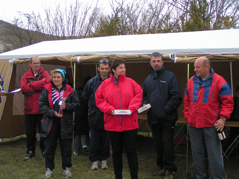 gal/IR_Bezaudun/Podium_VeteransCourt.JPG